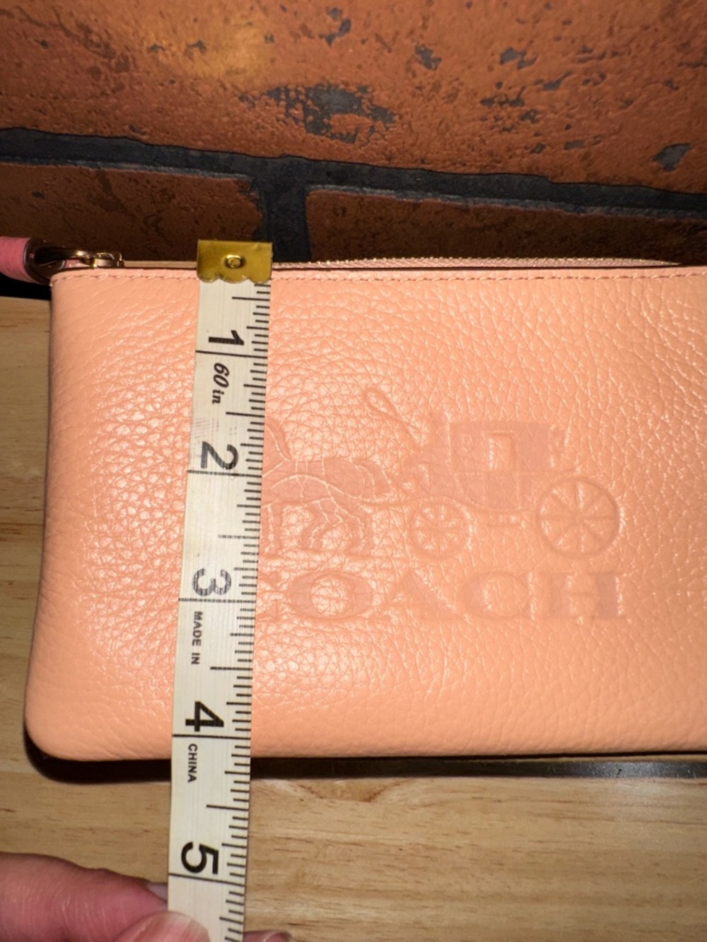 COACH Corner Zip Wristlet Wallet Clutch Horse & Carriage Faded Blush Leather NWT - Picture 5 of 7
